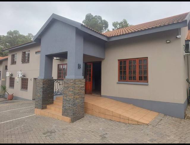 BUSINESS PROPERTY TO RENT IN VANDERBIJLPARK SE 3
